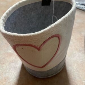 Thirty-One Heart Accent Canvas Bin - Cream and Gray